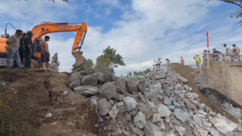 Gia Lai khẩn trương khôi phục đường dẫn cầu Đăk Pờ Tó